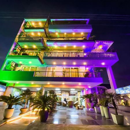 Sky Suites Гургаон Екстериор снимка