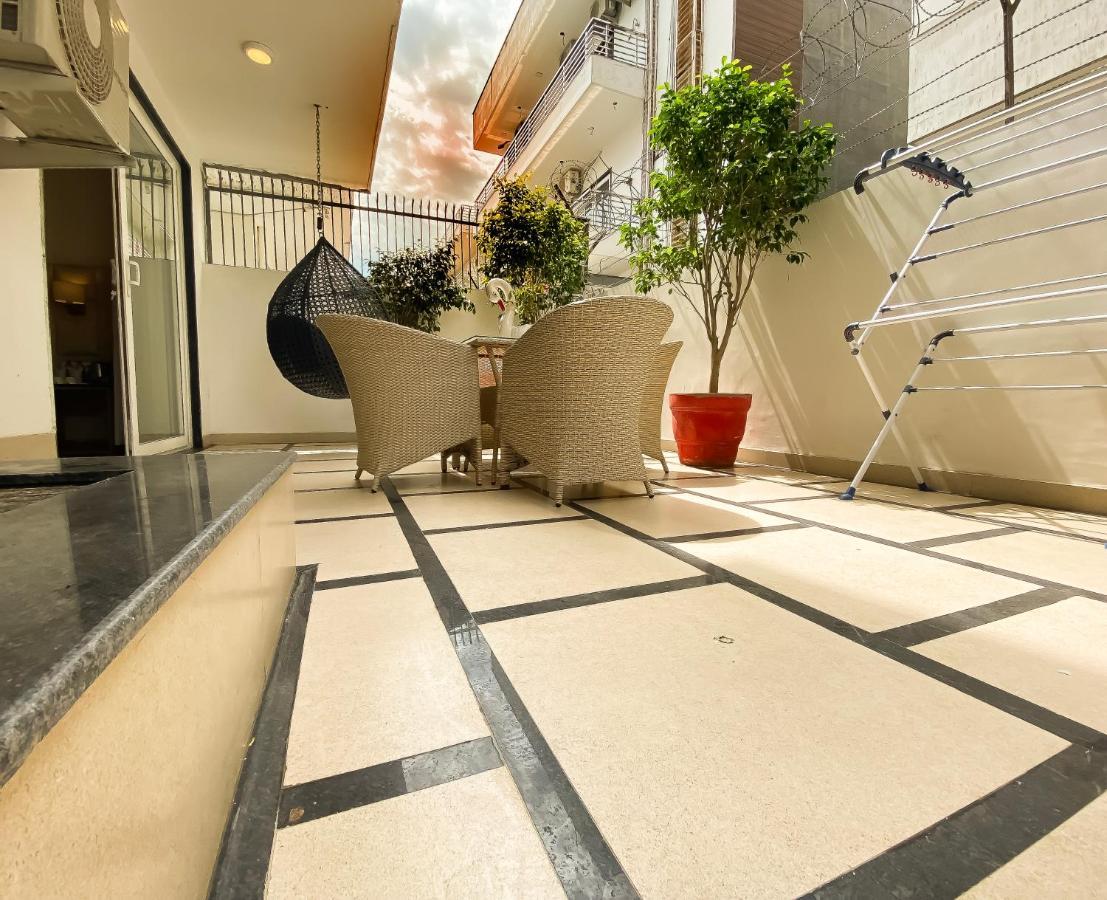 Sky Suites Гургаон Екстериор снимка
