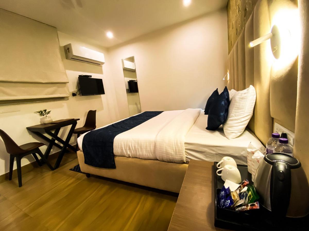 Sky Suites Гургаон Екстериор снимка
