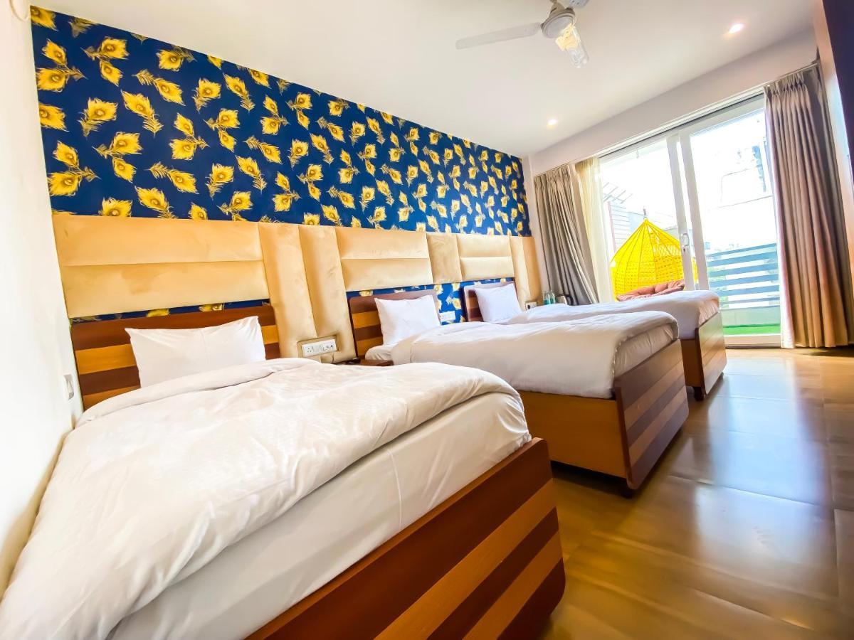 Sky Suites Гургаон Екстериор снимка