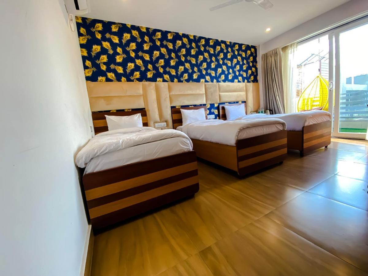 Sky Suites Гургаон Екстериор снимка