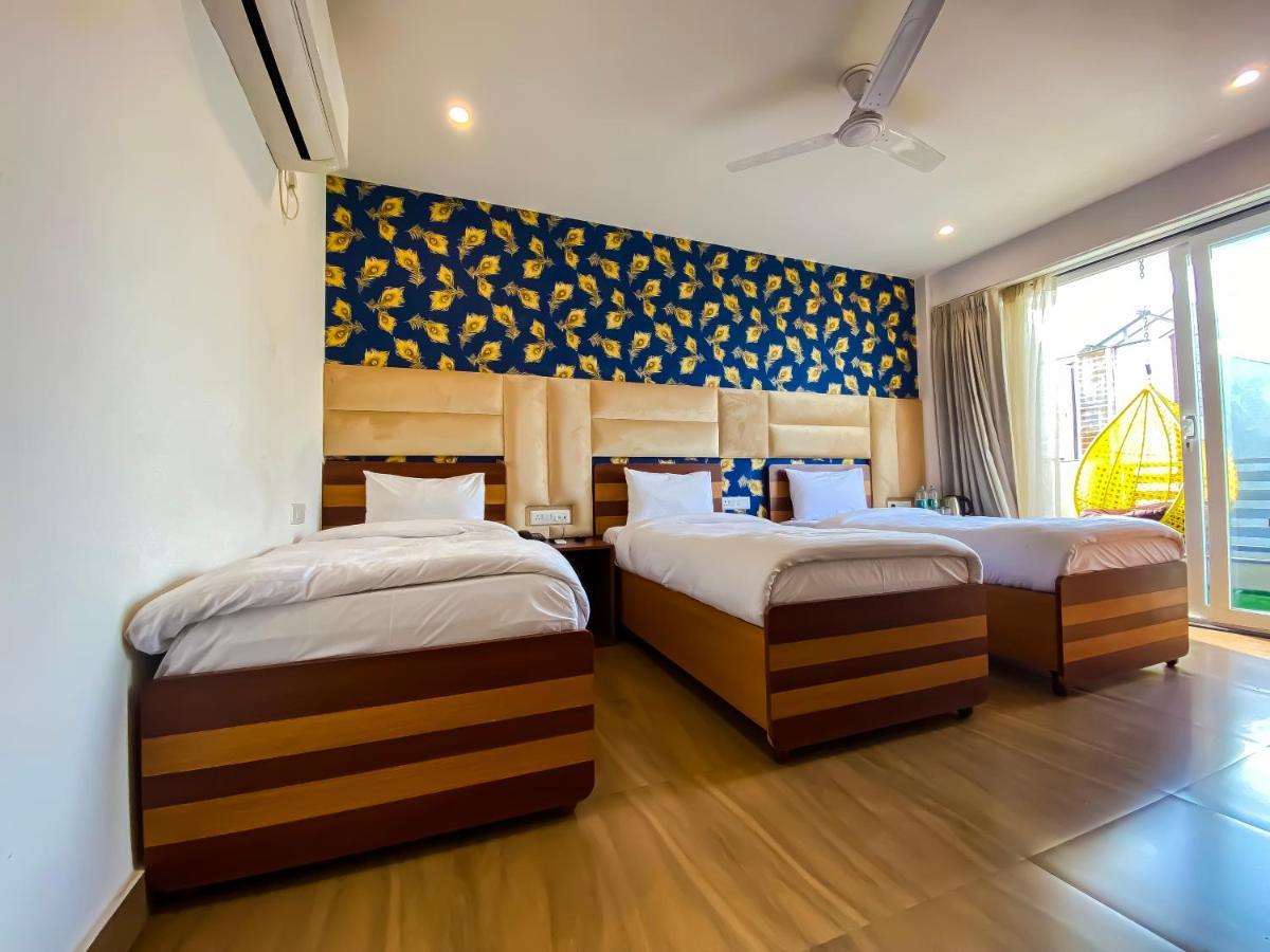 Sky Suites Гургаон Екстериор снимка